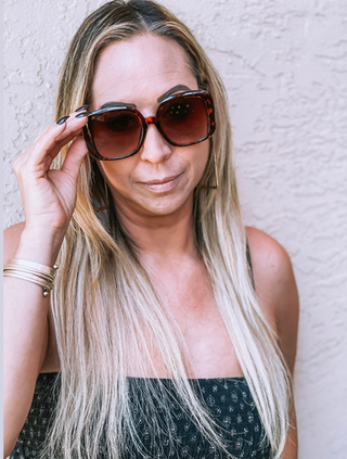 GOUJĒBĒ Oversized Frame Sunglasses