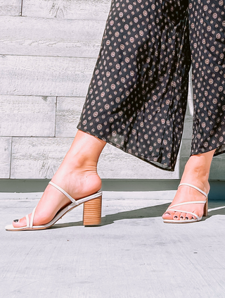 Yazmin Linen Sandal