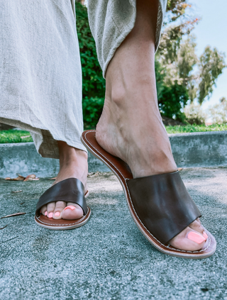 Cabana Brown Leather Slide Flat Sandal