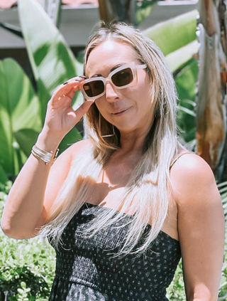 GOUJĒBĒ Cat Eye Frame Sunglasses
