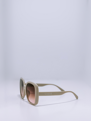 GOUJĒBĒ Oversized Frame Sunglasses